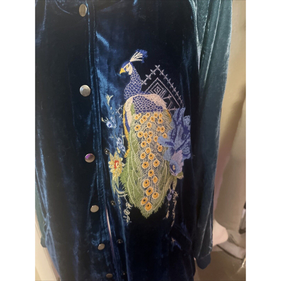 X-Large NWT Women’s Velvet Embroidered Varsity Duster Jacket Blue By Paparazzi - Picture 10 of 13